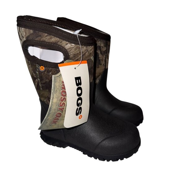 NWT Bogs K York Camo Mossy Oak Boys Kids 8 Black Slip On Waterproof -4 Degrees - Picture 1 of 10